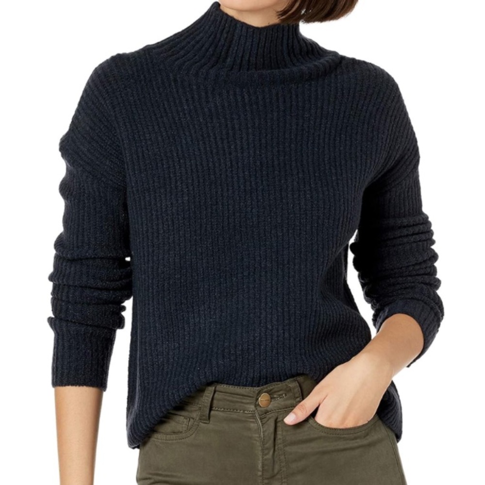 Goodthreads Women’s Mid-Gauge Stretch Cropped Long Sleeve Funnel Neck Sweater